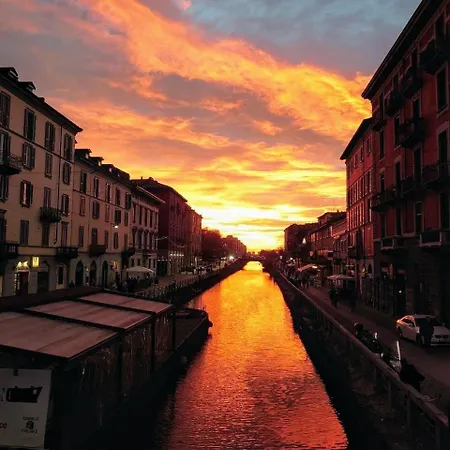 Iron Bridge Navigli Location M2 Milano